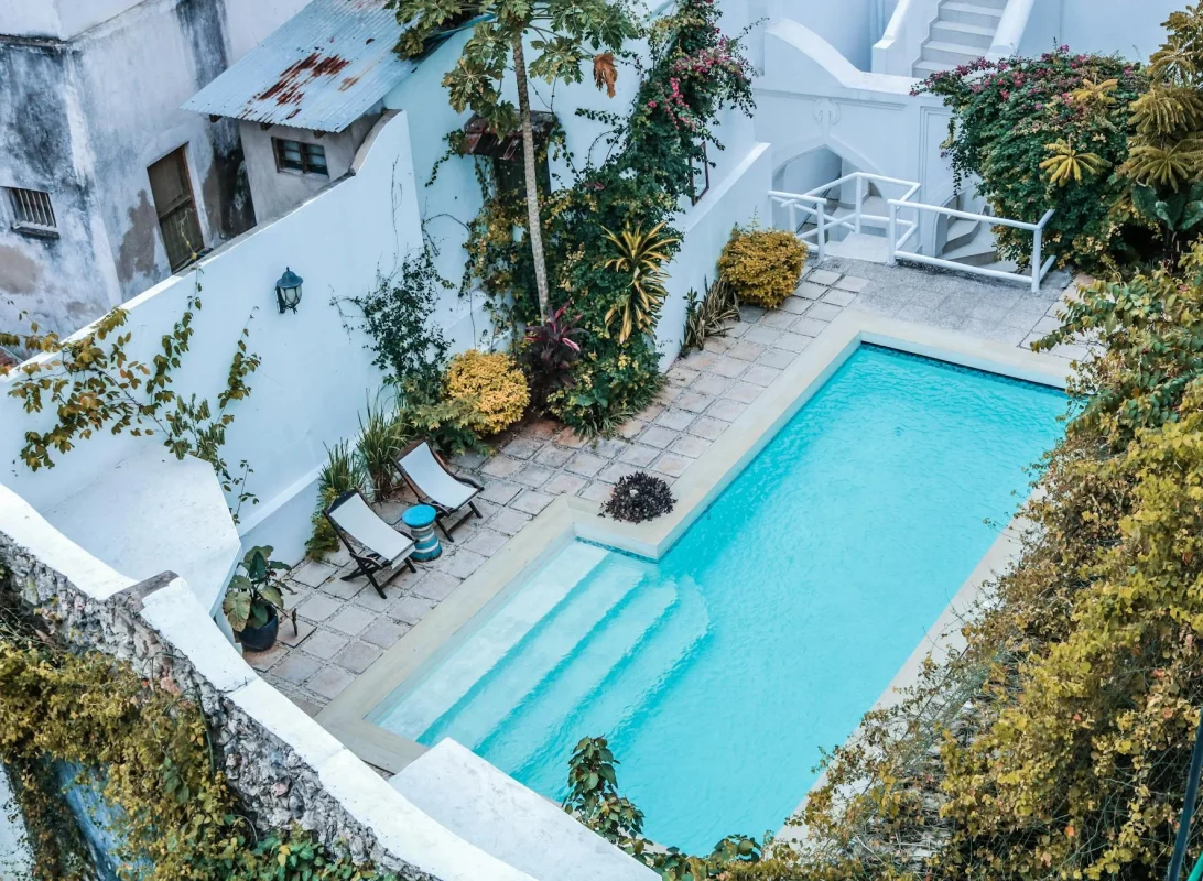 Swimming Pool Deck Rooftop Garden