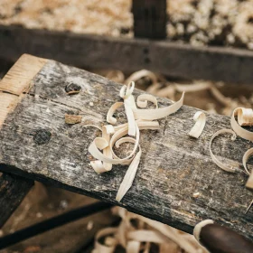 Cara Cek Keaslian Parket Kayu Jati 2026 | lantaiparket.id 11 Teak Oil Wood Finish