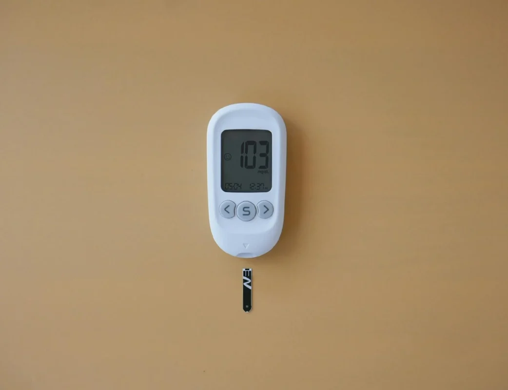 Dekorasi Dinding Parket Kayu: Tren Elegan 2026 6 Wall Preparation Moisture Meter