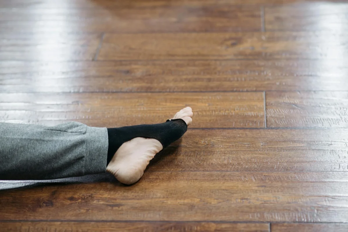Foto oleh Pavel Danilyuk di Pexels Waterproof Flooring Floor Layers