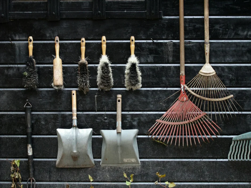 Foto oleh hans middendorp di Pexels Wood Floor Maintenance Cleaning Tools