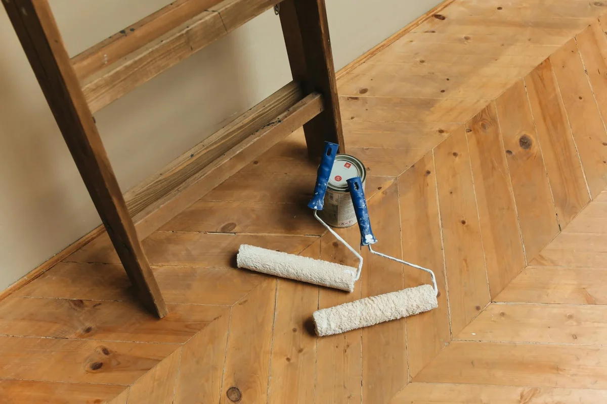 Foto oleh Polina Tankilevitch di Pexels Wood Flooring Underlayment Foam