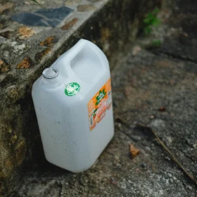 Wood Glue Adhesive Container Floor Material