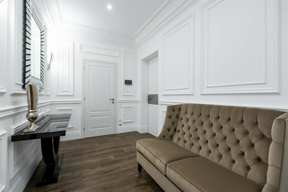 Foto oleh Max Vakhtbovych di Pexels Wood Molding Floor Transition Strip
