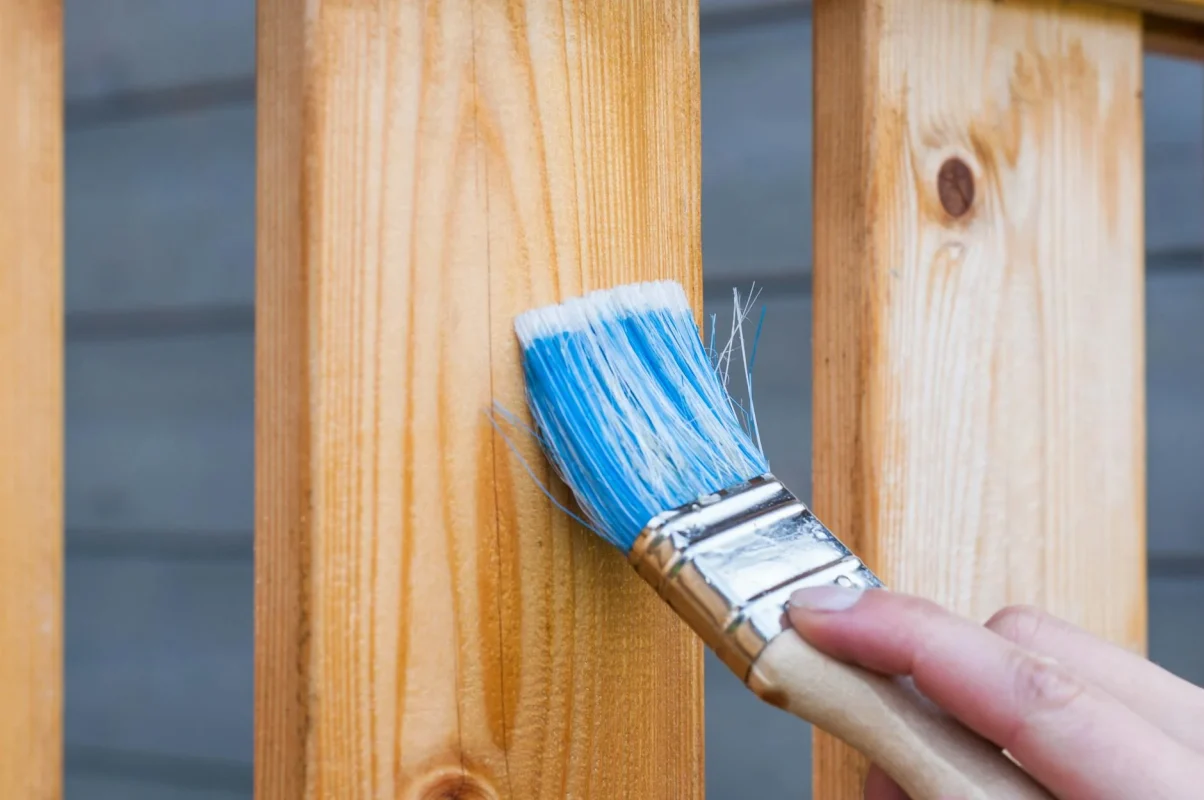 Jasa Finishing Lantai Parket Profesional & Bergaransi 2026 2 Wood Varnish Paint Cans