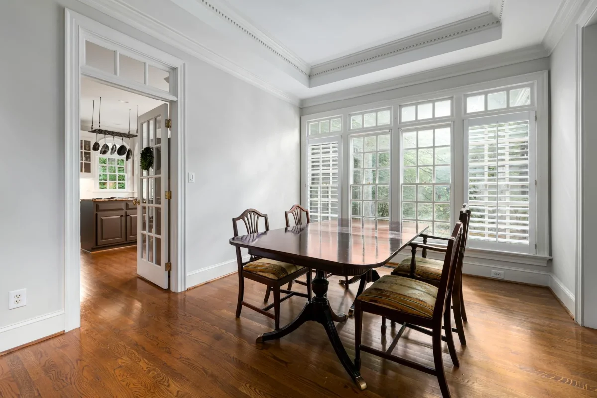 Merk Lantai Parket Terbaik 2026: Rekomendasi & Jasa Pasang 1 Wooden Floor Luxury Home Interior