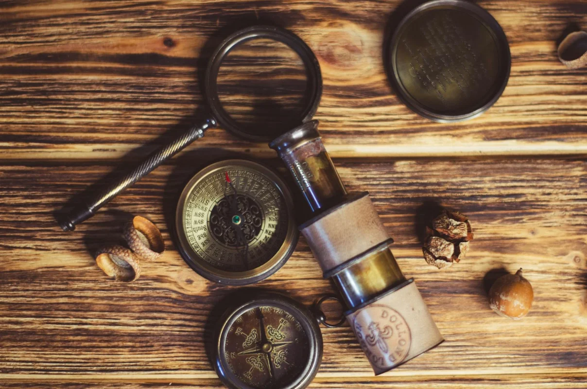 Bagaimana Cara Daur Ulang Lantai Parket yang Benar 2026 1 Wooden Floor Wood Texture Magnifying Glass