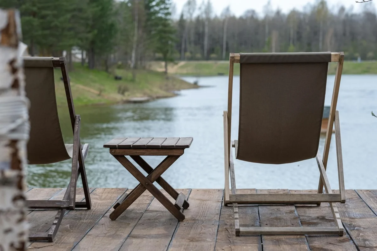 Bisakah Parket Digunakan untuk Outdoor? Cek Solusi Terbaiknya! 3 Wpc Decking Composite Wood Modern Patio