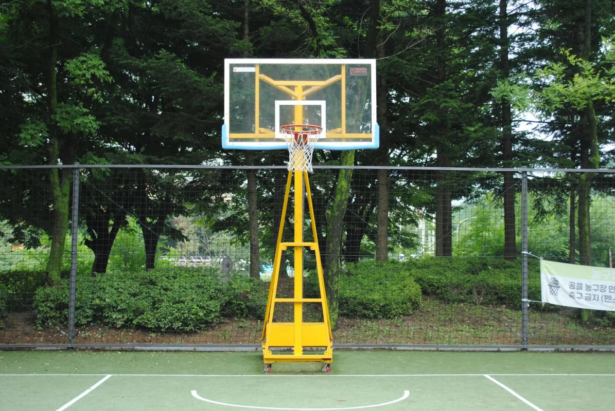 Merk Lantai Kayu Basket Terbaik 2026 & Jasa Pasang 9 Wujudkan Lapangan Basket Impian Anda Sekarang!