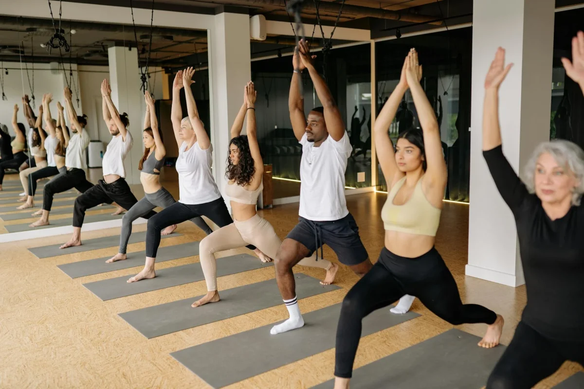 Supplier Lantai Kayu Olahraga Terbaik 2026 - lantaiparket.id 5 Yoga Studio Indoor Stadium