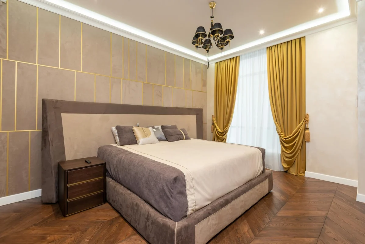 Inspirasi Parket Lantai Kayu Kamar Tidur 2026 2 Luxury Bedroom Herringbone Wood Floor
