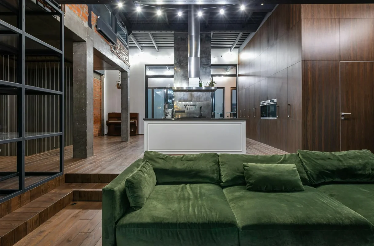 Parket Lantai Kayu Jati vs Kayu Borneo: Mana yang Terbaik? 3 Luxury Interior Wood Flooring