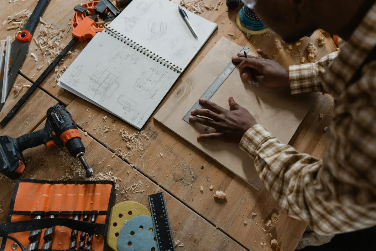 Apa Kelemahan Lantai Parket Kayu Laminasi? Cek Faktanya! 6 Professional Carpenter Flooring Installation Measurement Tools