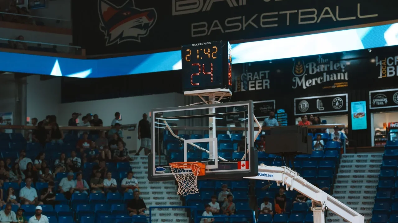 Biaya Pembuatan Lapangan Basket Outdoor 2026 4 Basketball Hoop Stadium Lights
