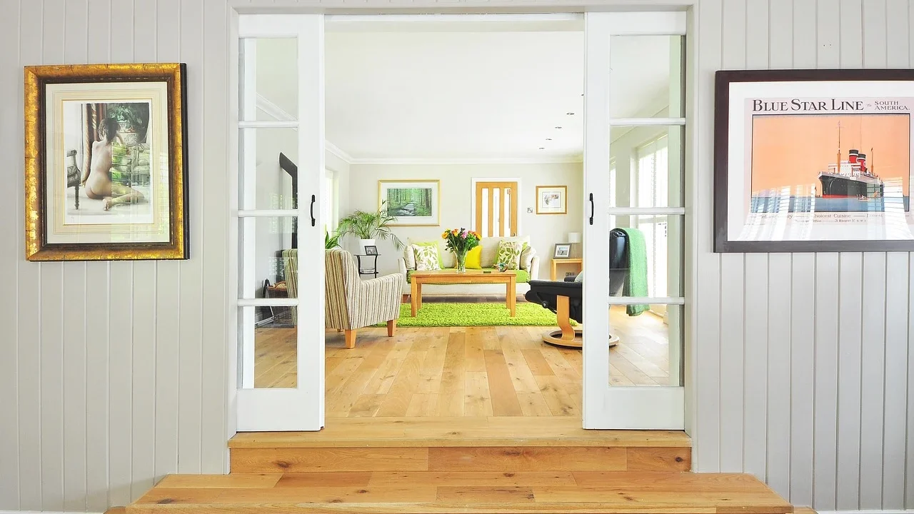 Perbandingan Interlock vs Vinyl Basket: Mana yang Terbaik? 7 Decision Making Flooring Samples