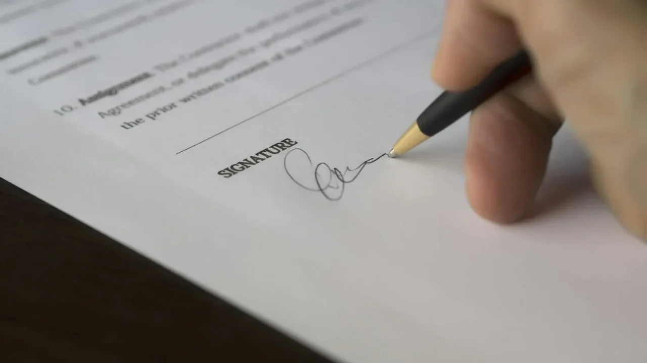 Penawaran Harga Lapangan Olahraga Premium 2026 6 Guarantee Contract Document
